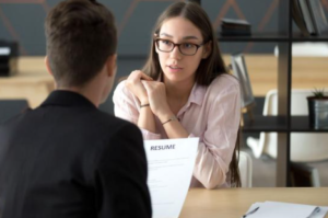 How to Discuss a Career Change With a Hiring Manager